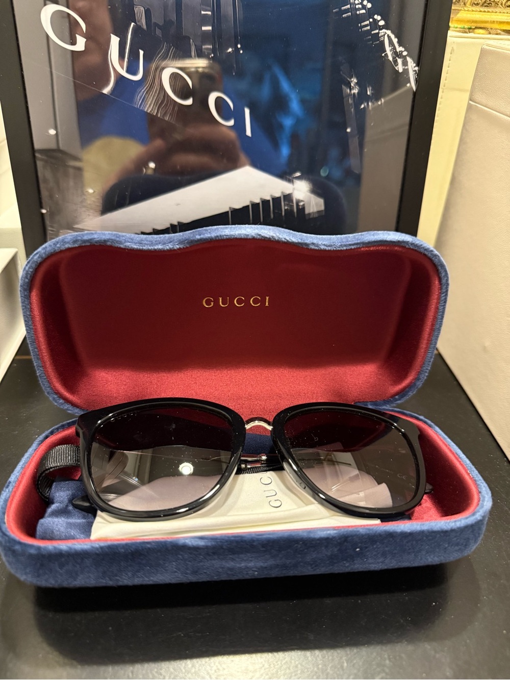 Gucci Women's Black Sunglasses with Blue Velvet Case